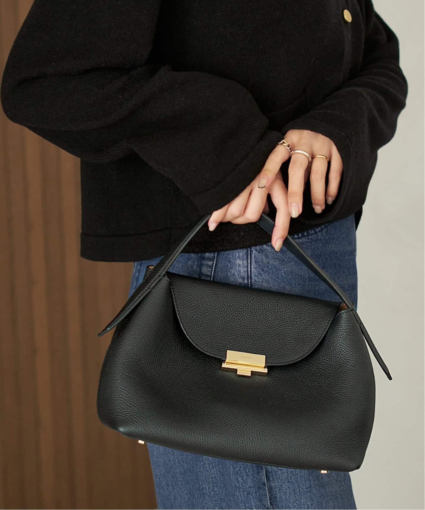 一部店舗・WEB限定追加》PUNTI/プンティ MAGNOLIA-HAND バッグ