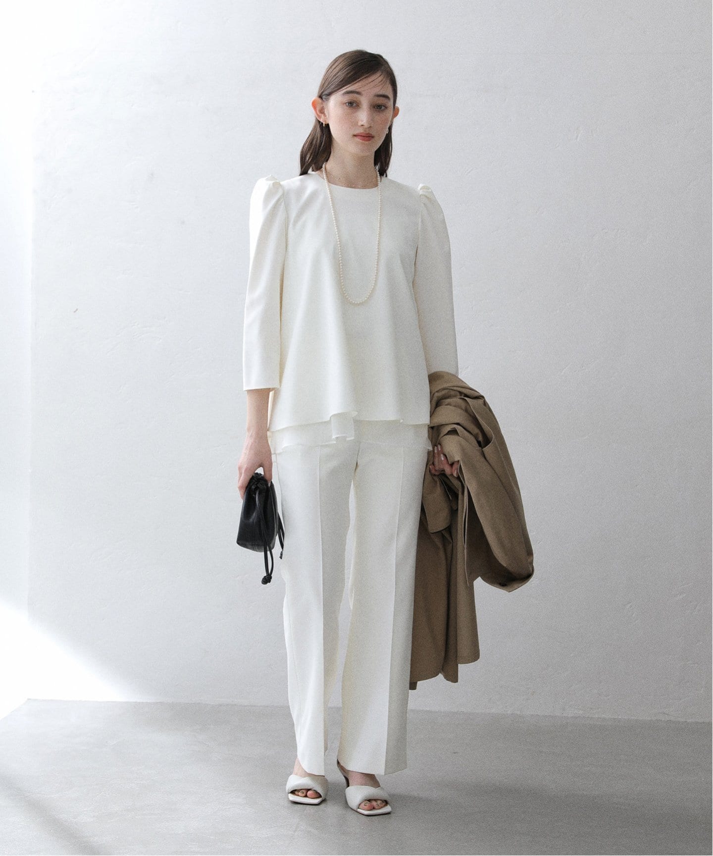 追加》【洗える】ストレッチセミフレアパンツ（スラックス）｜La