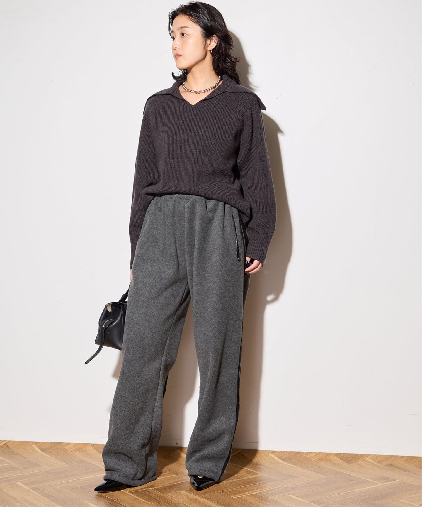 INSCRIRE /アンスクリア】Fleece Loose Fit Track Pants:パンツ