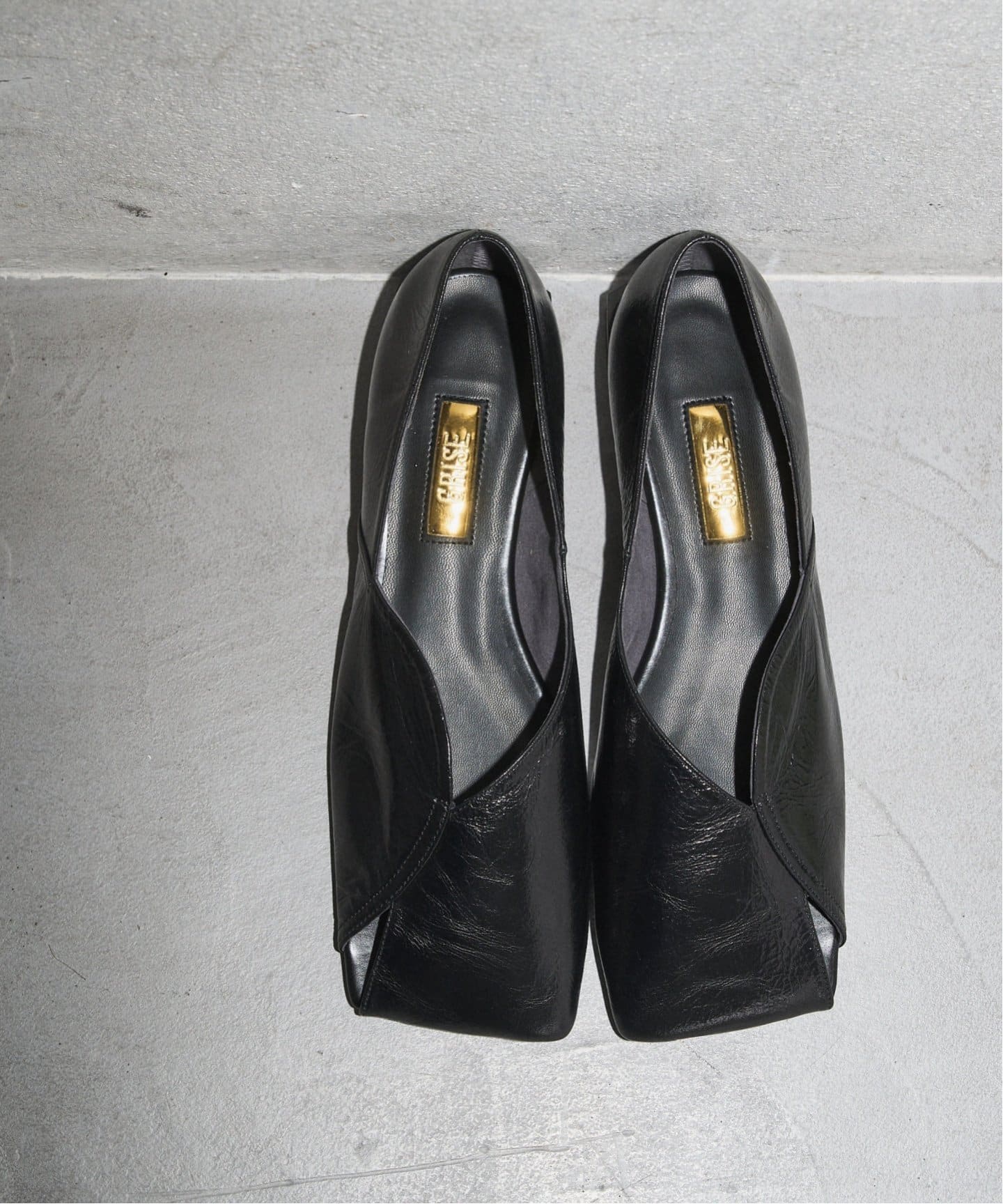 GRISEレザースクエアARTYフラット（フラットシューズ）｜GRISE