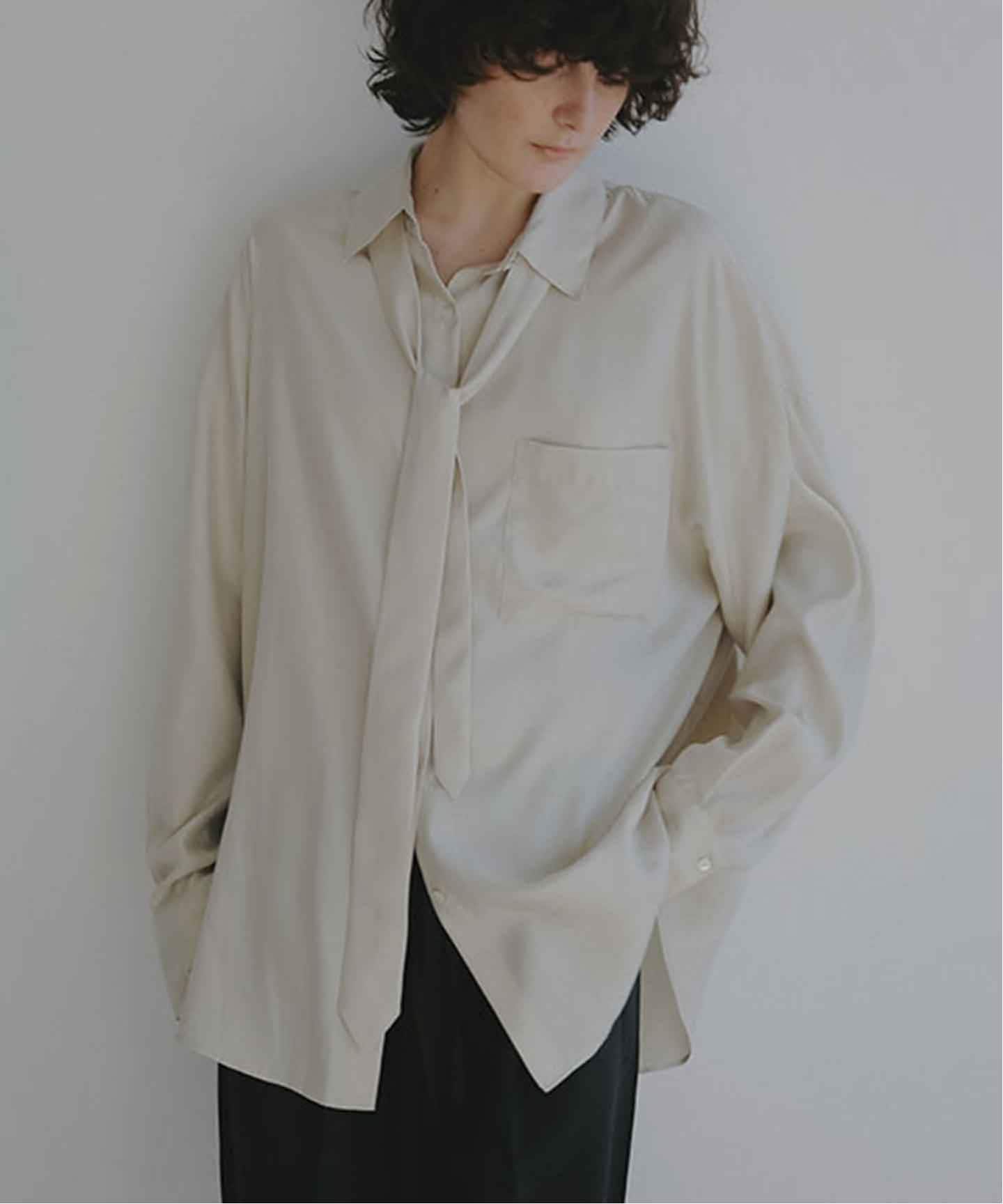 ETRE TOKYO キュプラネクタイオーバーサイズシャツ（シャツ／ブラウス