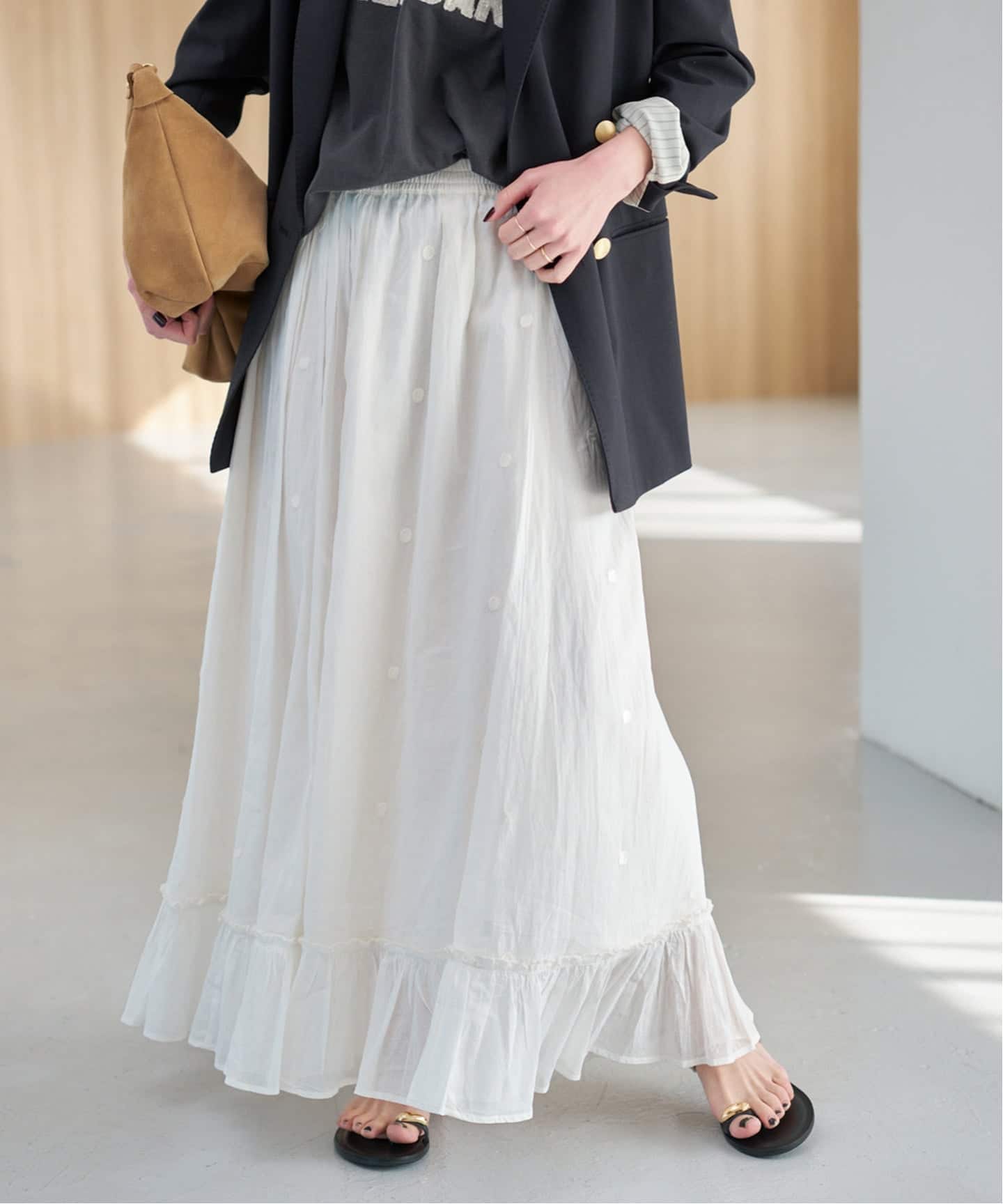 一部店舗+WEB限定予約》ドットエンブロイダリースカート（ロング