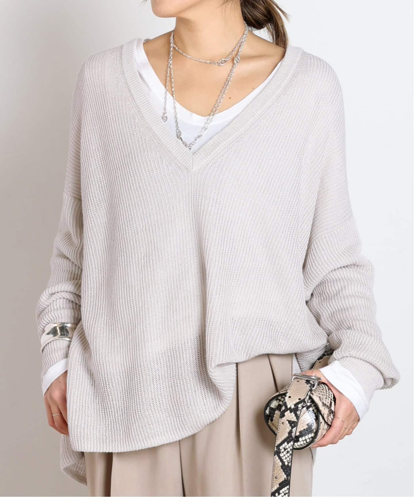 リネンVネックニット（ニット／セーター）｜AP STUDIO（エーピー