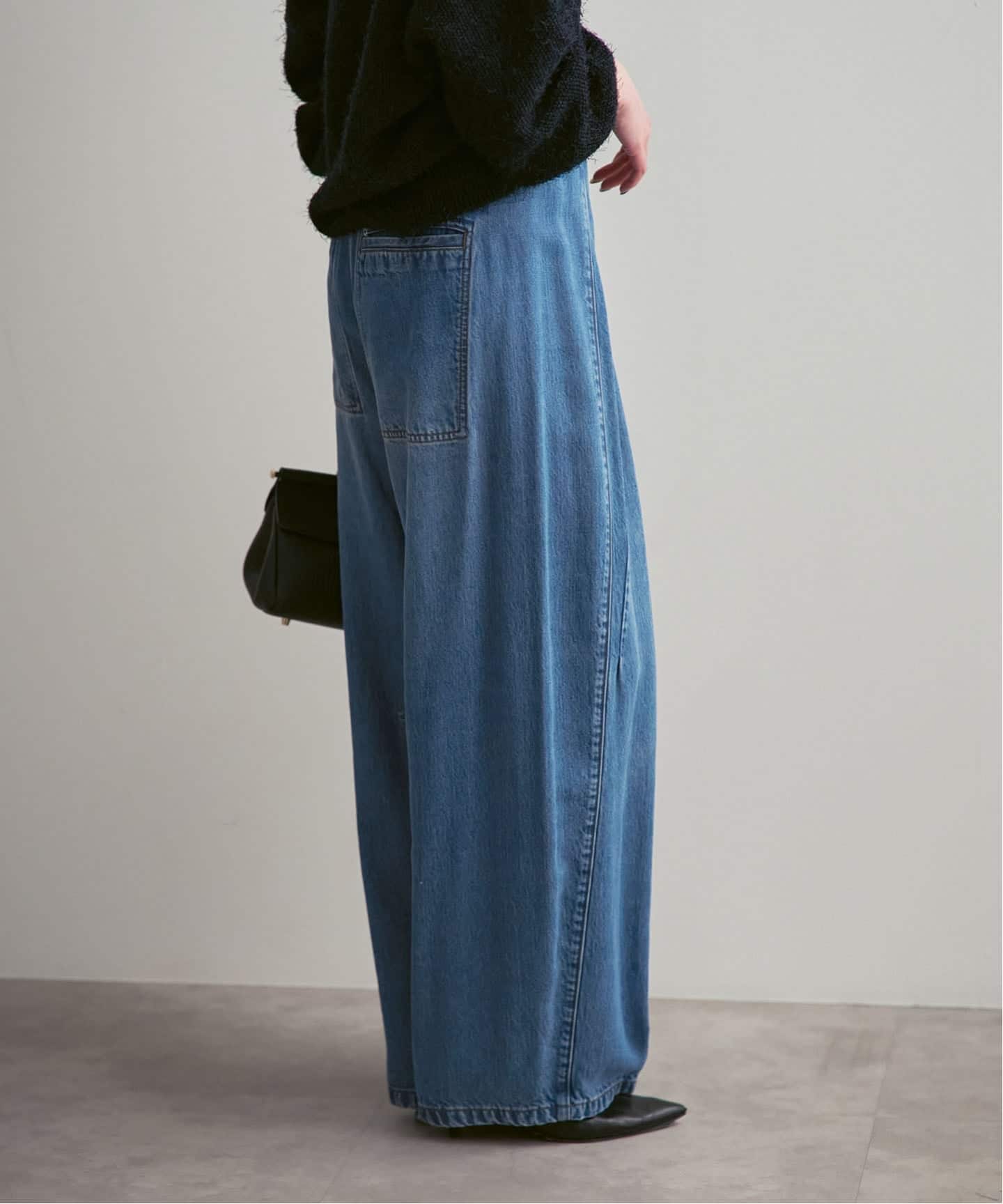 追加》スージングデニムフォルムタックパンツ（デニムパンツ・ジーンズ