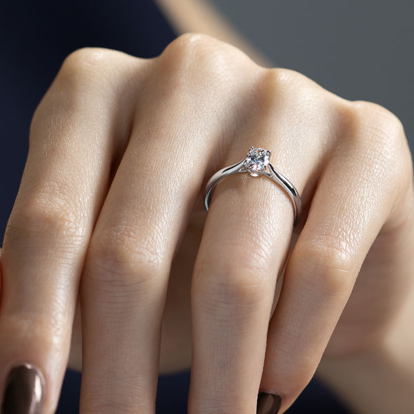 PT950 シンシア オーバルカット ソリティア リング 0.5ct｜婚約指輪