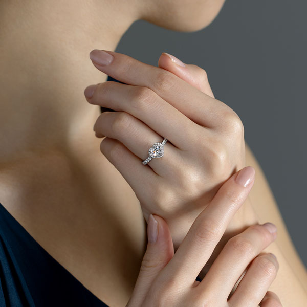 PT950 ルシーダ ハートシェイプ ダイヤモンド エタニティタイプ