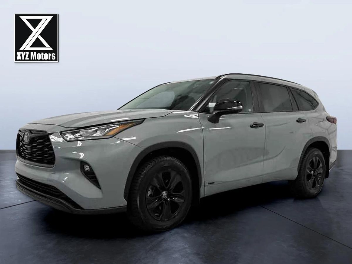 Sold 2024 Toyota Highlander Hybrid XLE Nightshade in Grand Rapids