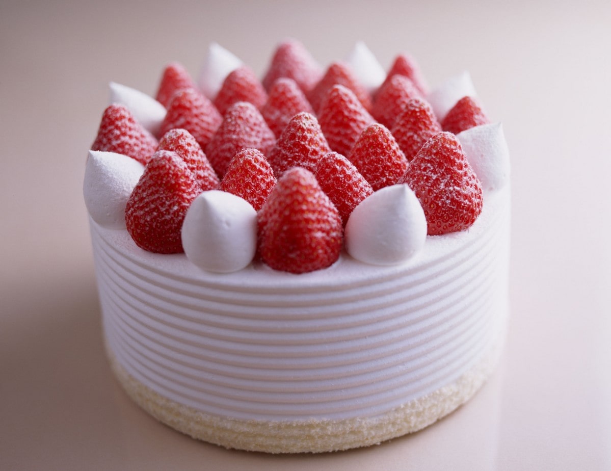 直径12センチのホールケーキ「ストロベリーショート」 - 赤坂経済新聞