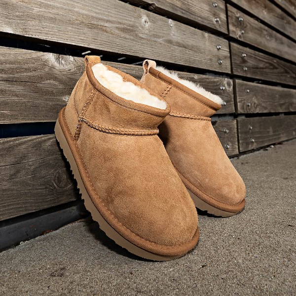 UGG® Classic Ultra Mini Boot - Little Kid / Big Kid - Chestnut