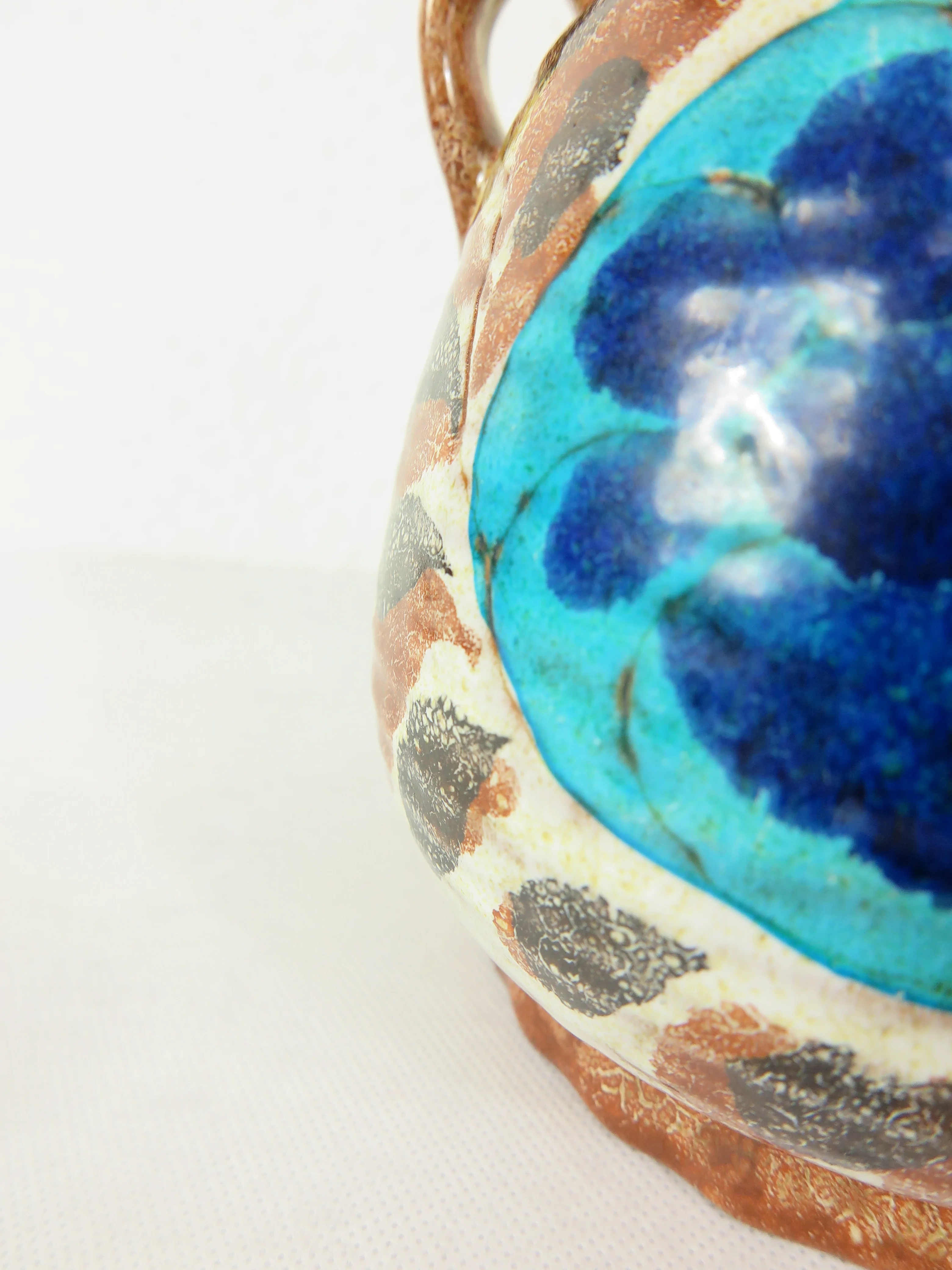 70年代の取っ手付き花瓶 | Johnny-Tapete