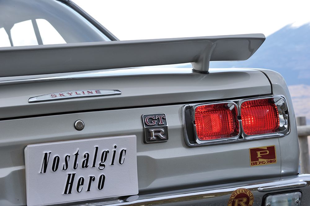 いすゞ、日産、トヨタのワークスドライバーを務めた津々見友彦が