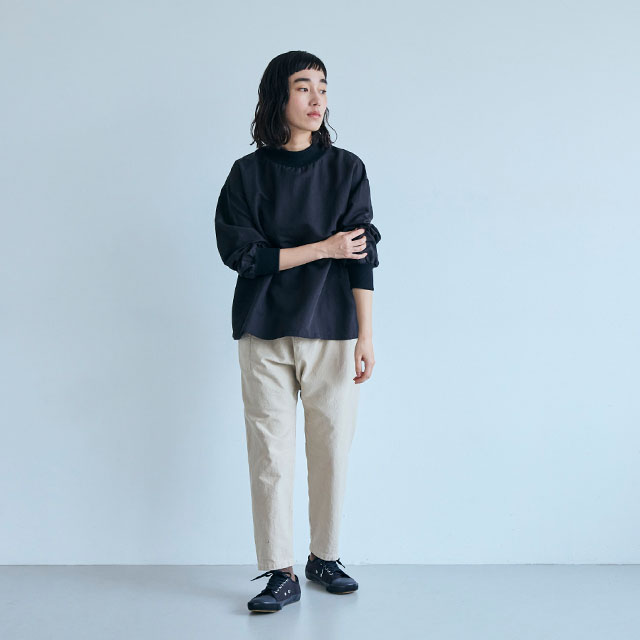 綿麻ハイネックブラウス｜衣料品｜中川政七商店 公式サイト