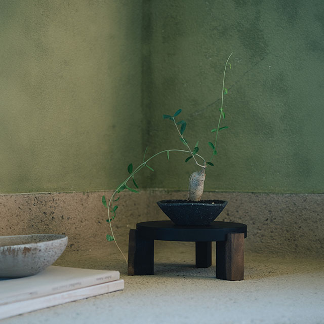 木端(こば)の花台 ブラック｜家を装う｜中川政七商店 公式サイト