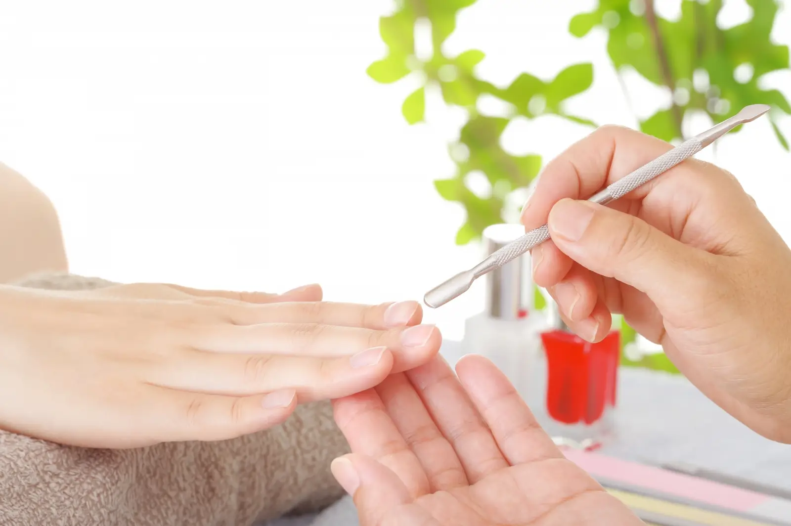 保存版】ネイルサロン開業に必要なもの29選！ネイリスト独立の準備物は