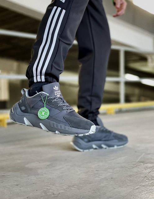 4094219104_w1280_h640_krossovk