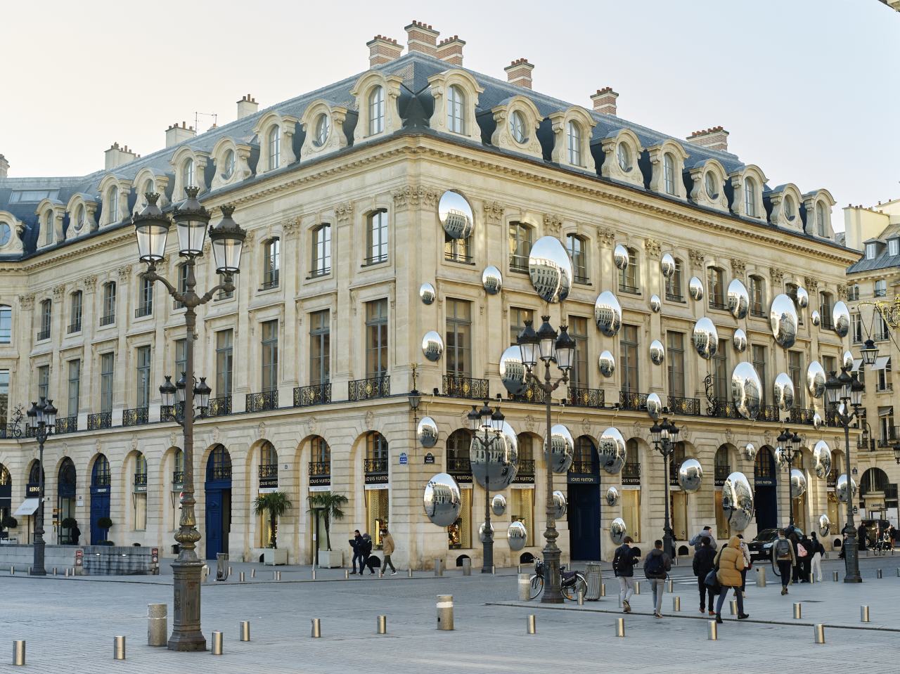 Louis Vuitton Pressured to Pull Ads With Joan Mitchell Paintings - WSJ