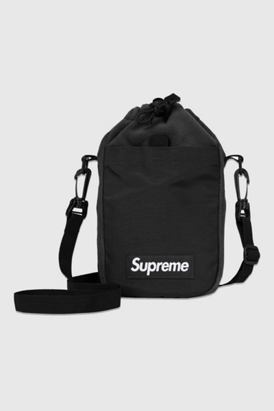 Supreme Polartec Sling Bag | Urban Outfitters