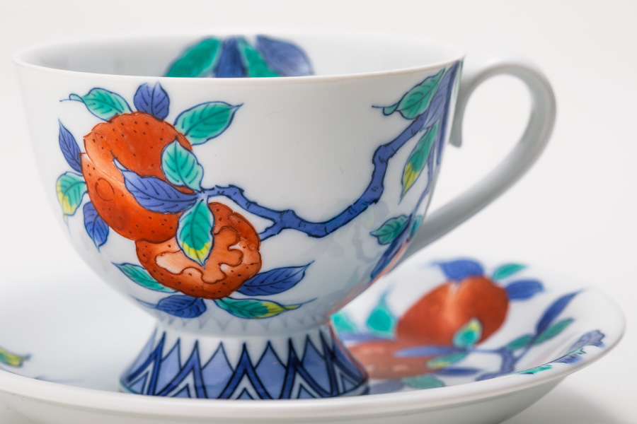 鍋島虎仙窯 - 秘窯の里伊万里大川内山へ日本の伝統工芸品伊万里焼