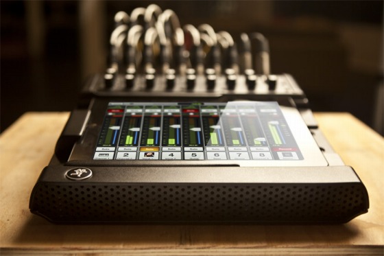 ミキサーはもうワイヤレスの時代！iPadを16chデジタルミキサーに