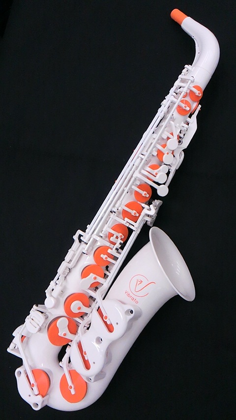 プラスチックのサックス | 津久井管楽器修理工房