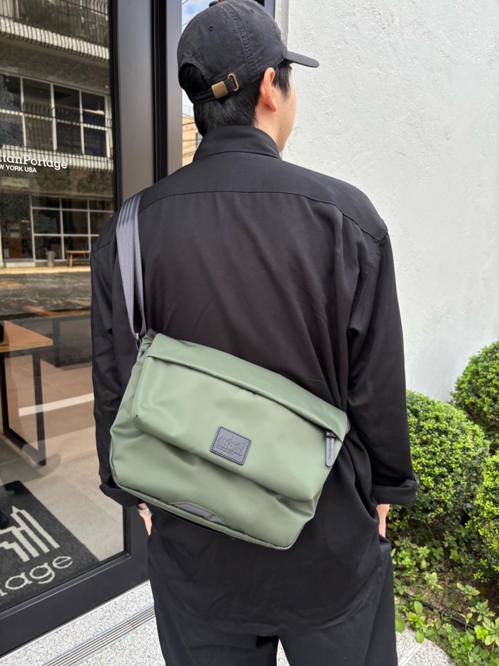 TWILL MESEROLE MESSENGER BAG | ohno | Manhattan Portage BLACK