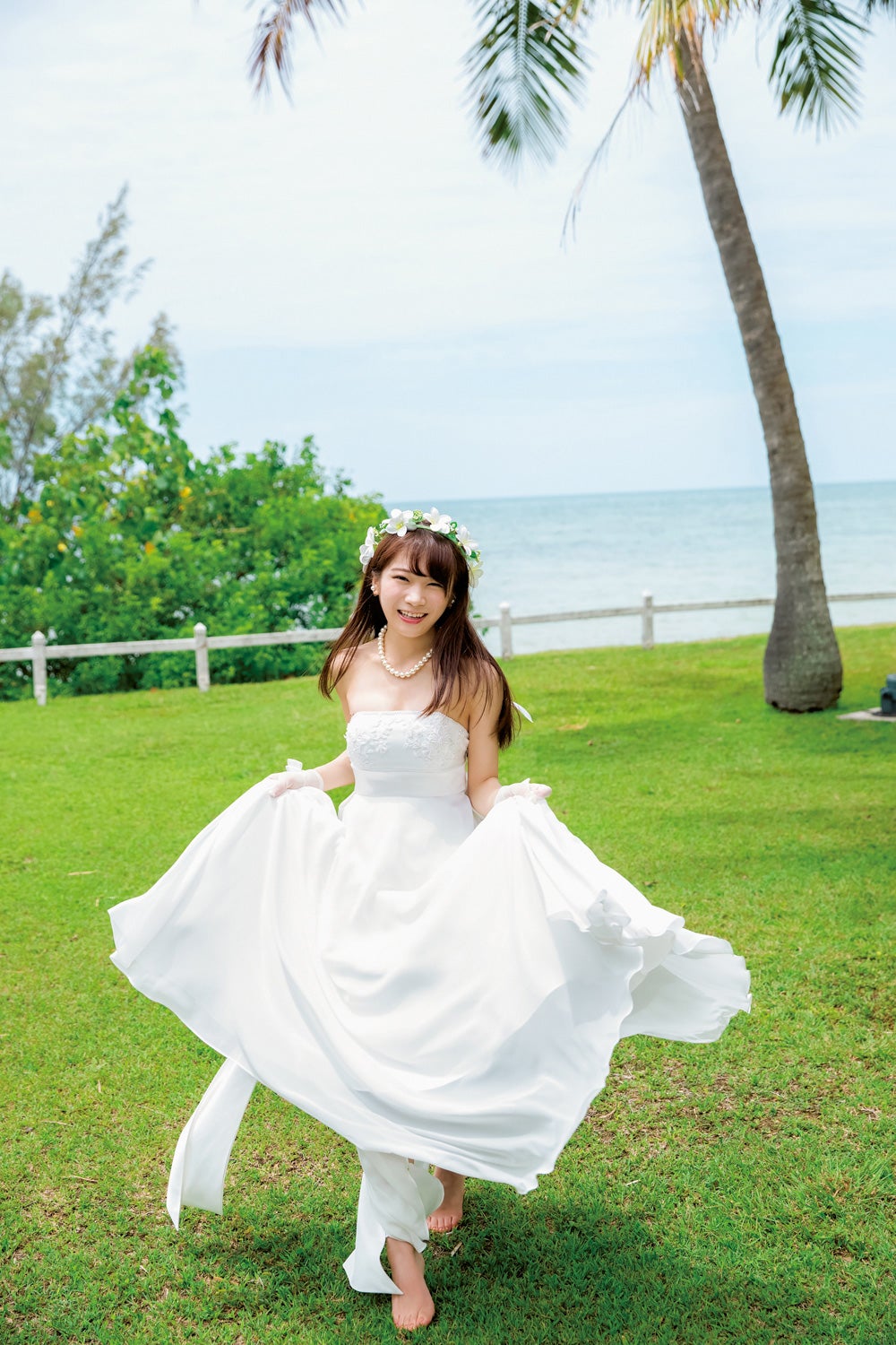 お嫁さんにしたいNo.1”乃木坂46秋元真夏、純白ウェディングドレス姿を