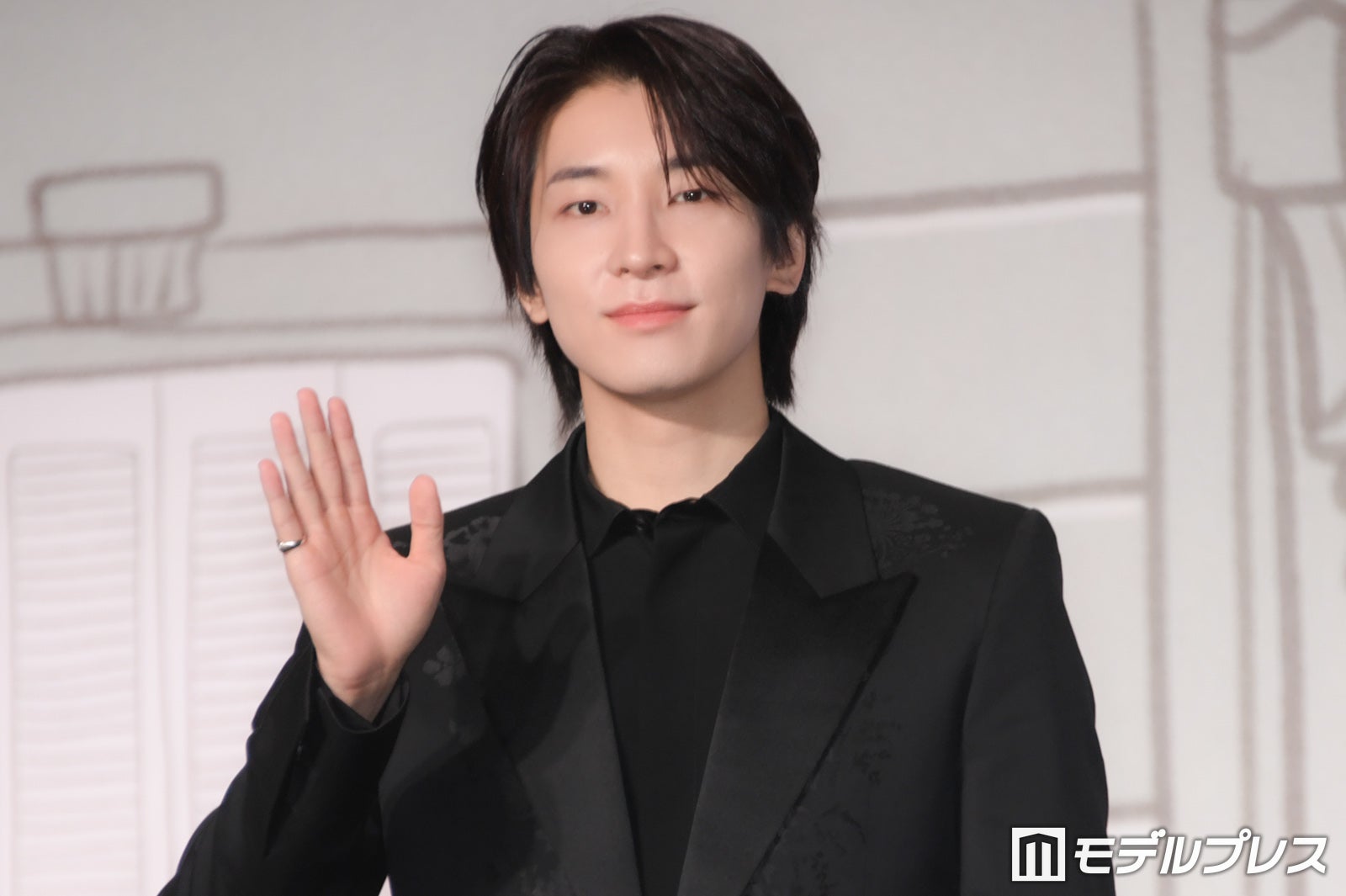 xgfVZYjivp_085CqYEDzpwGlWcilo1