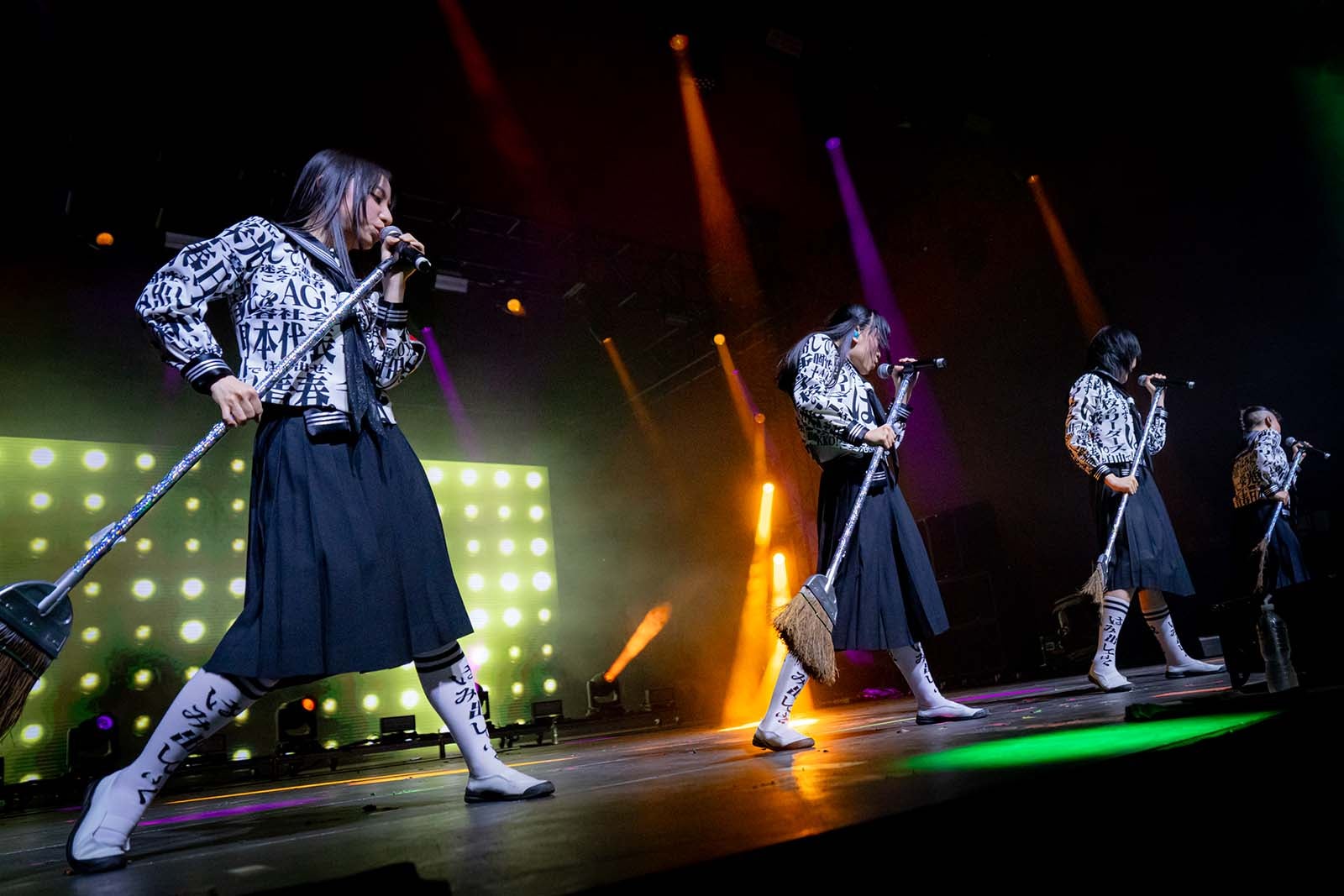 新しい学校のリーダーズ「コーチェラ」GOBI STAGE2週連続大トリ登場