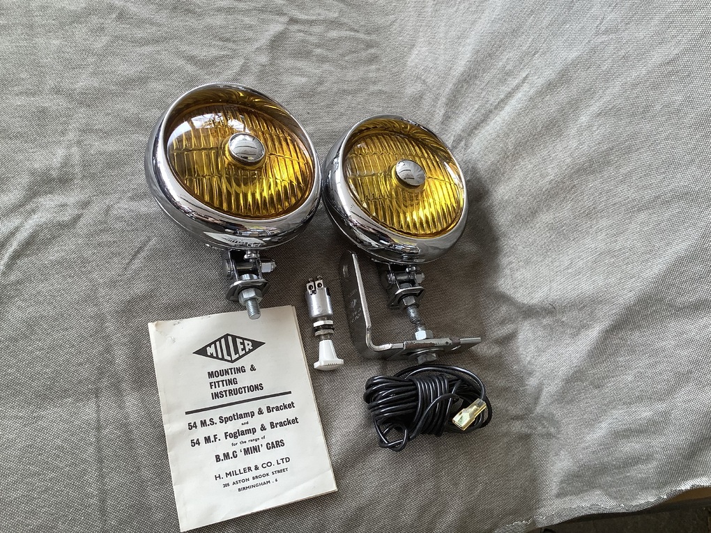 MILLER ビンテージフォグランプNOS MODEL54M.F.左右セット - MINI FLAG