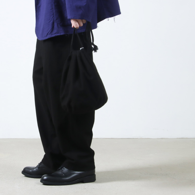 COMOLI (コモリ) コットンネル ポーチ