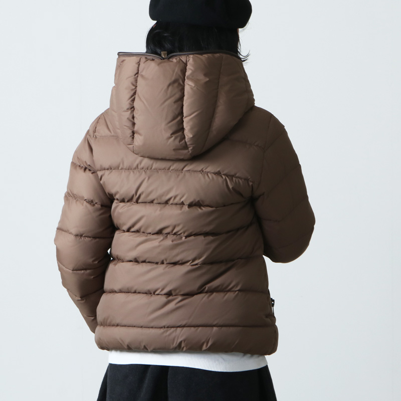 DUVETICA (デュベティカ) THIASEI matte nylon / フーデットショート