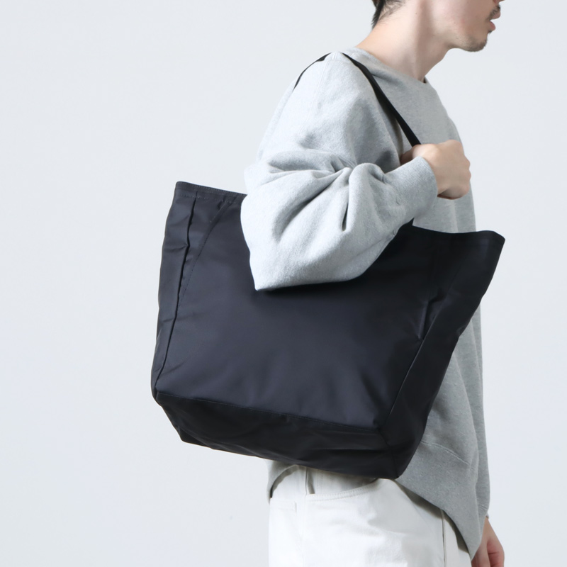 MONOLITH (モノリス) TOTE STANDARD HEXA M BLACK / トート