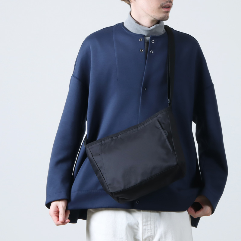 MONOLITH (モノリス) SHOULDER STANDARD HEXA S BLACK / ショルダー