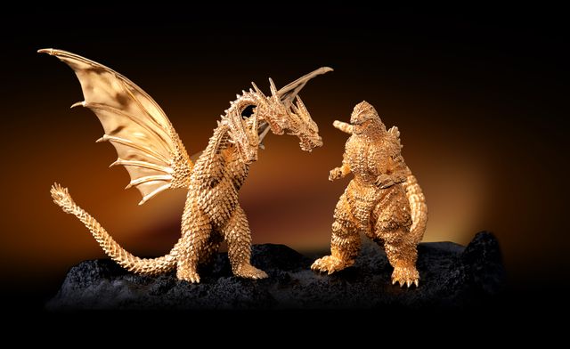 純金の「ゴジラVSキングギドラ」が発売 世界にたった6セット！｜シネマ
