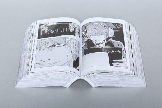 ぶ厚!!「DEATH NOTE」全巻を1冊にまとめた完全収録本が物理的にも