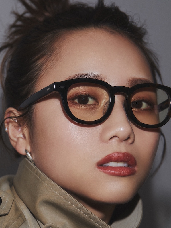 Zoff速報】大反響すぎた…コラボアイテムを再販！人気モデル・伊原葵