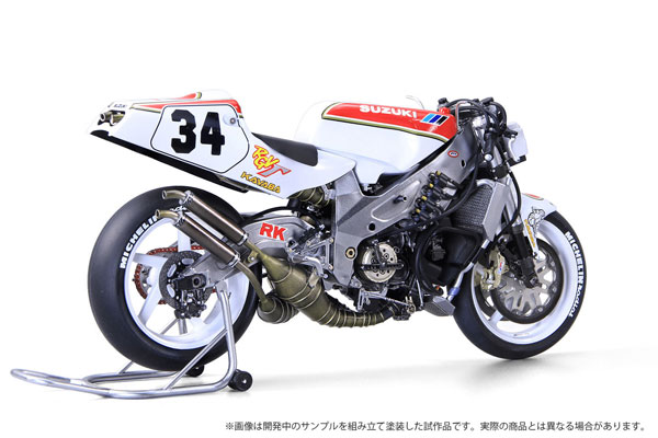 1/12 スズキ RGV-Γ (XR79) 1993 WGP500 チャンピオン プラモデル