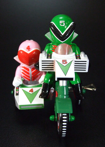 EX三輪車「秘密戦隊ゴレンジャー」ミドレンジャー+モモレンジャー B