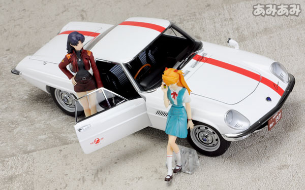 ヱヴァンゲリヲン新劇場版 1/18 NERV官用車(作戦部1課管轄) 完成品