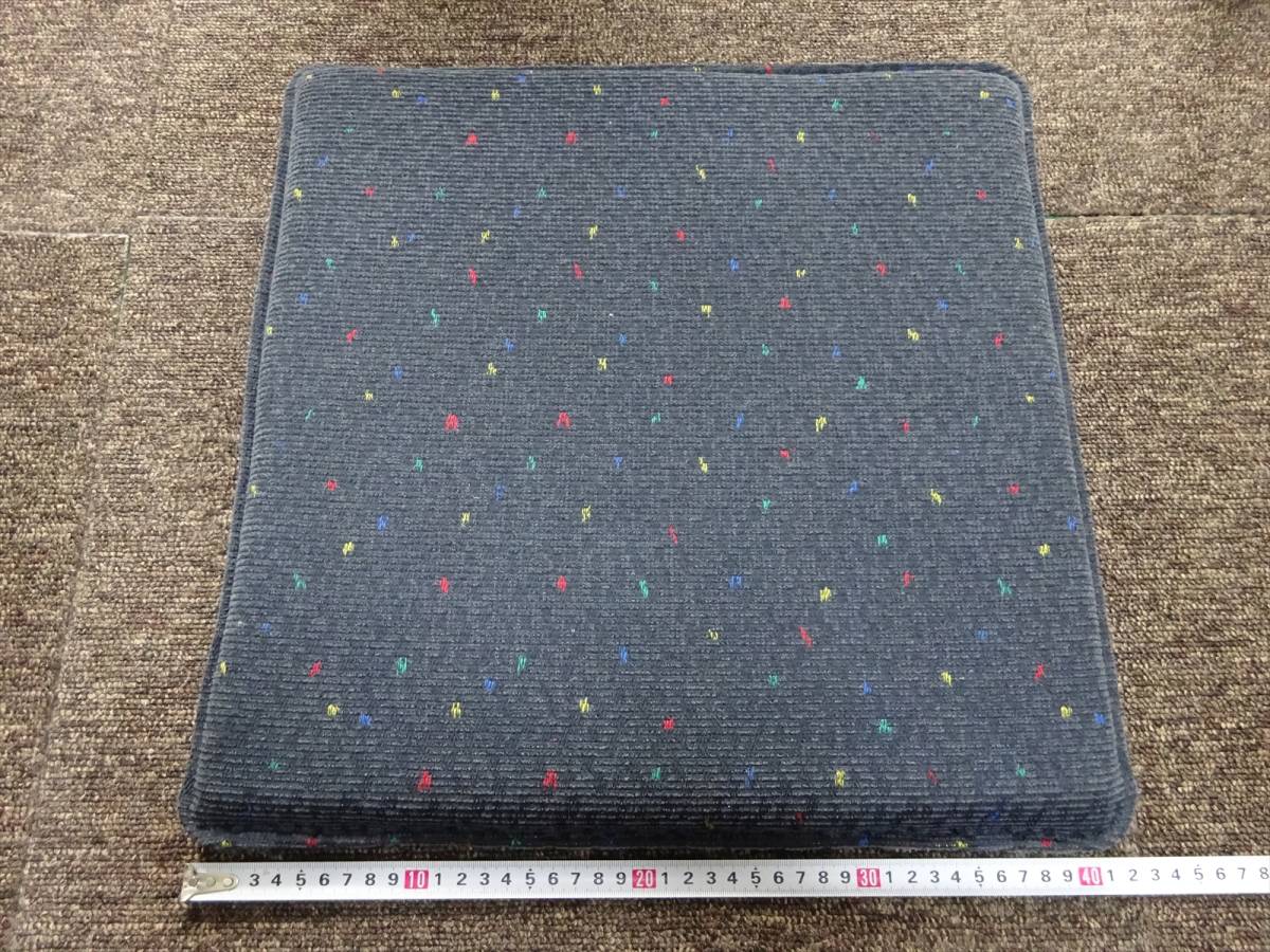 JR九州 座席シート生地の座布団① JR九州座布団モケット