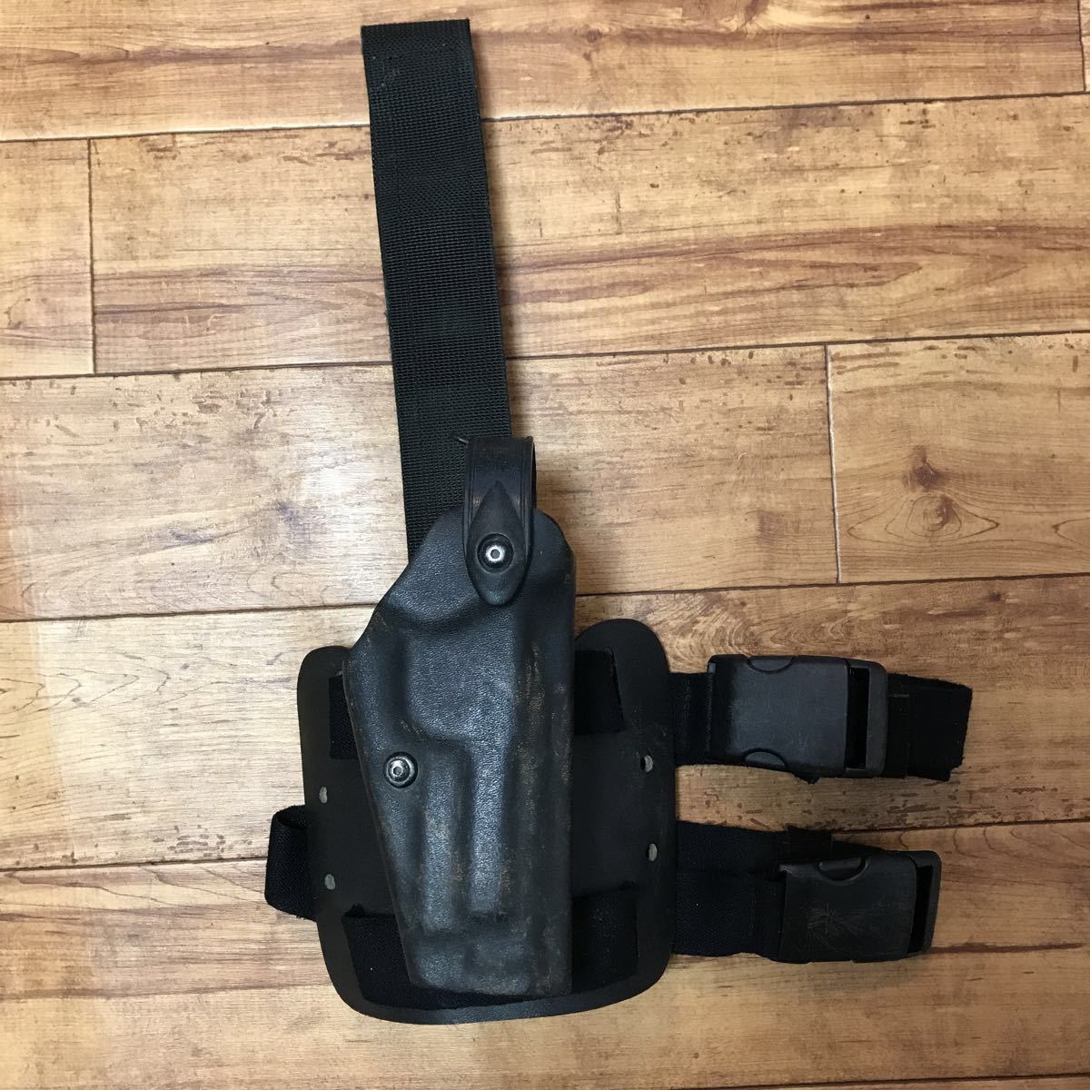 Safariland 6004 旧型レッグプラットフォーム BK