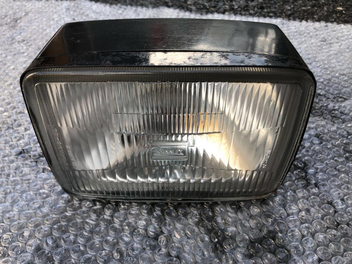 ホンダ CBR 400 F 当時物 ヘッド ライト 角型 純正 角目 旧車 本田