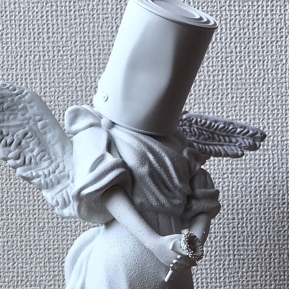 BRANDALISM(Banksy) Sync BUCKET ON HEAD