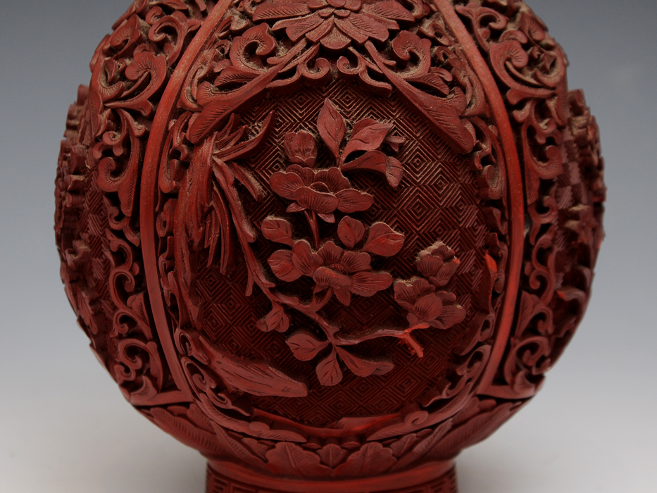 Y2551 中国 堆朱 6面花図 花瓶 高さ31.5㎝ 中国美術工芸品 赤漆 彫刻壺