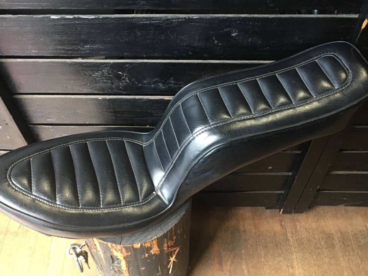 ショベルFX4速フレーム用ノーマルシート格安早い者勝ちです ショベル