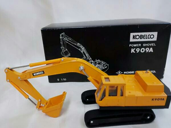 KOBELCO K909A ミニチュア重機 1/50 KOBELCO K909A ミニチュア重機 1