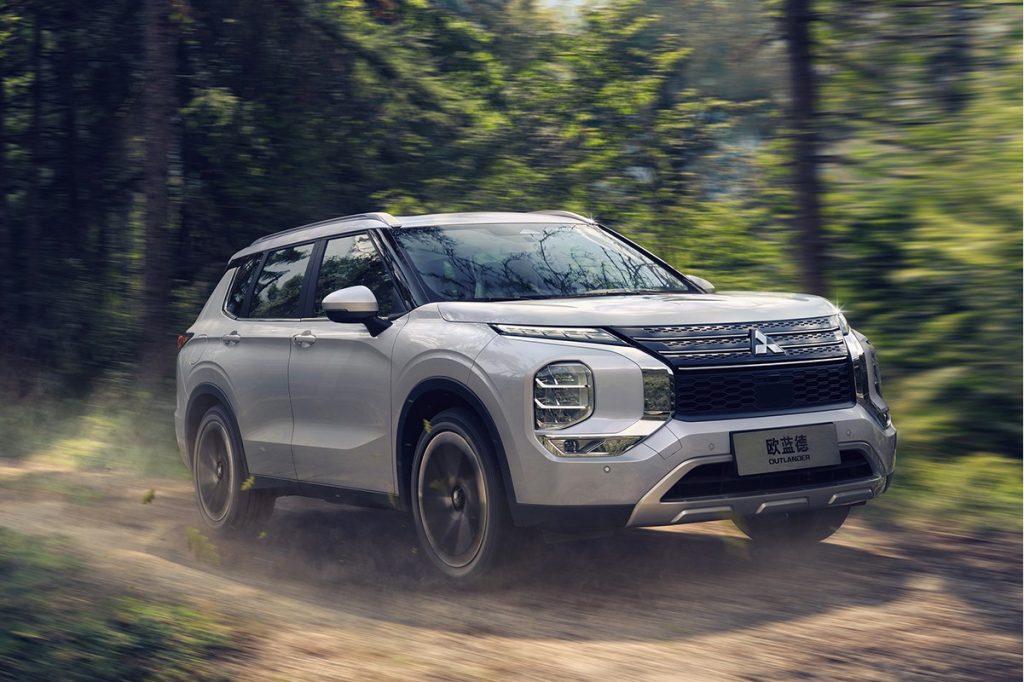 三菱 中国で新型クロスオーバーSUV「アウトランダー」発売 | 中古車