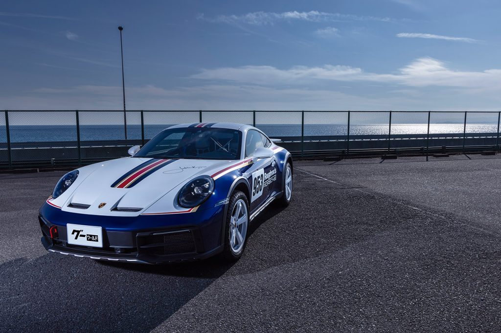 ポルシェ911ダカール 砂漠を走り抜ける！パリダカ制覇モデルを