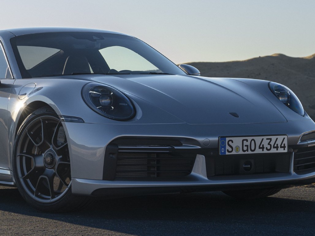 ポルシェ「911ターボ50イヤーズ」50年の歴史を凝縮 世界1974台の限定