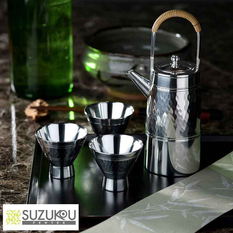 錫製 徳利＆お猪口セット 光峰造 彫金酒器 木箱付き 錫徳利・錫猪口 2